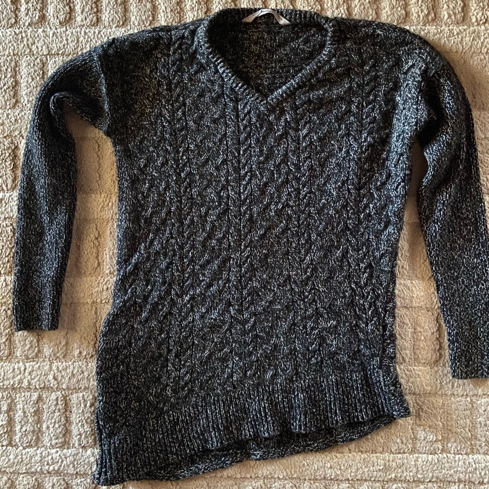 Athleta Women's Black & Gray Marled Cable-Knit V-Neck Sweater
